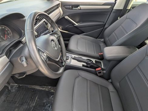 Used 2021 Volkswagen Passat 2.0T SE image 21
