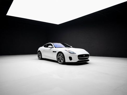 Used 2020 Jaguar F-TYPE Coupe image 77