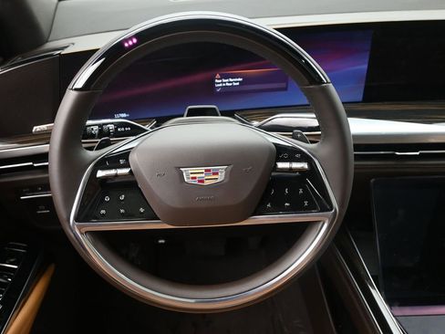 Used 2025 Cadillac Escalade Premium Luxury w/ LPO, Floor Liner Package image 23