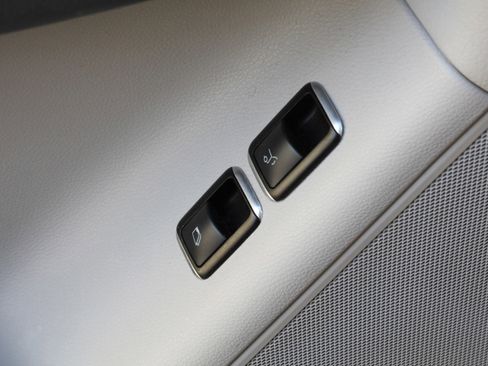 Used 2016 Mercedes-Benz GL 450 4MATIC image 15