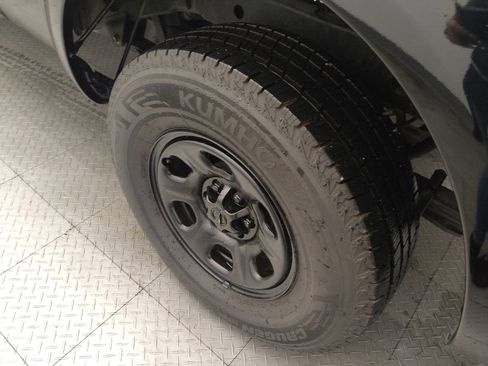Used 2019 Nissan Frontier S RWD image 31