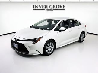 Used 2020 Toyota Corolla LE FWD video 1