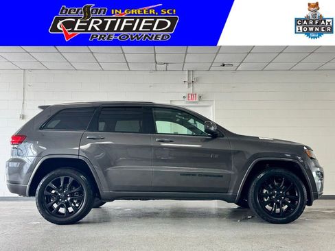 Used 2021 Jeep Grand Cherokee Laredo X AWD/4WD image 1
