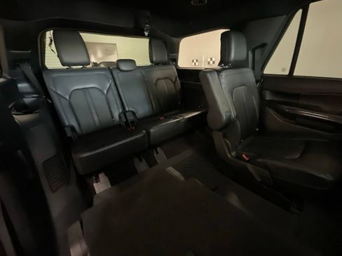 Used 2021 Ford Expedition Limited AWD/4WD image 24