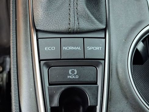 Used 2024 Toyota Camry SE w/ Cold Weather Package AWD/4WD image 28