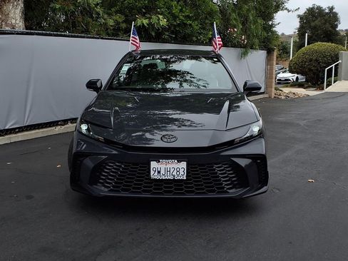Used 2026 Toyota Camry SE FWD image 2