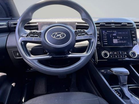Used 2022 Hyundai Santa Cruz SEL w/ Activity Package FWD image 5
