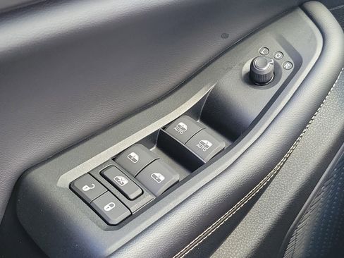 Used 2023 Jeep Grand Cherokee Altitude image 26