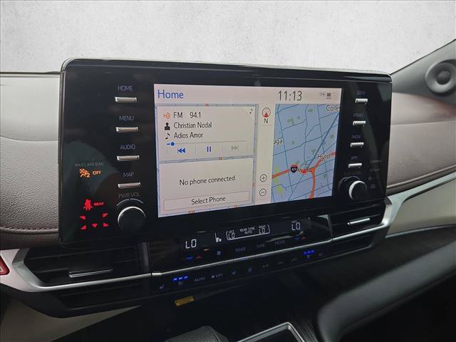 Used 2022 Toyota Sienna Platinum AWD/4WD image 12