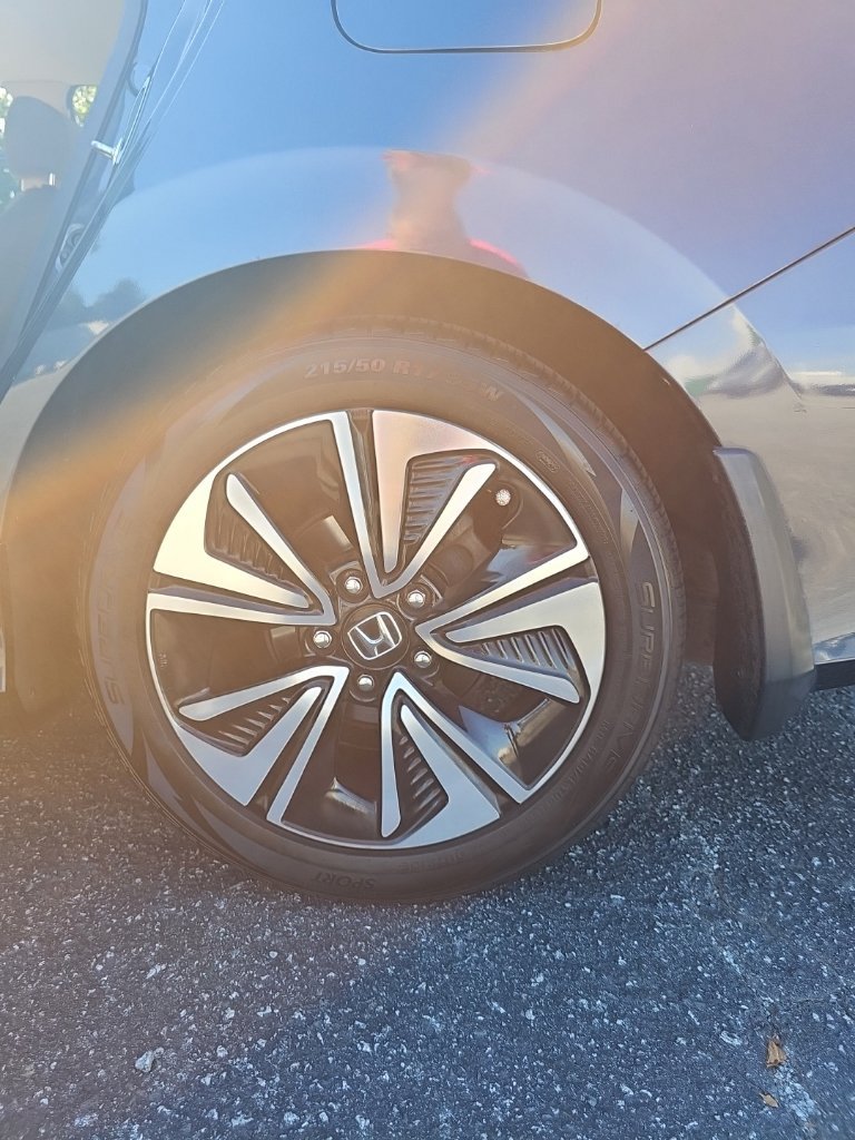 Used 2018 Honda Civic EX-L image 29