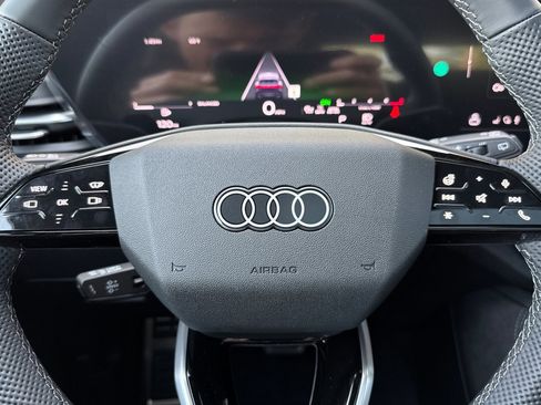 New 2025 Audi SQ5 Premium Plus image 21