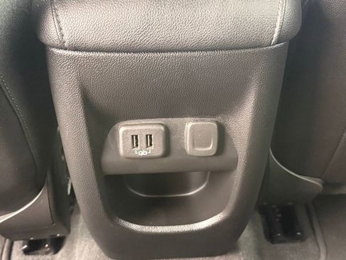 Used 2020 Chevrolet Colorado ZR2 w/ ZR2 Dusk Special Edition image 21