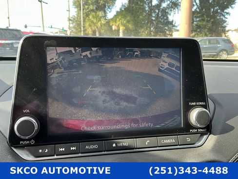 Used 2020 Nissan Sentra SV image 17