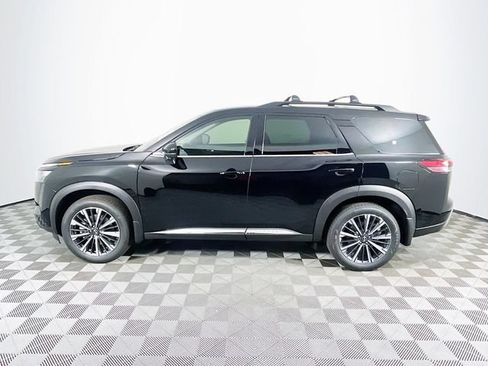 New 2026 Nissan Pathfinder Platinum w/ Cargo Package FWD image 4