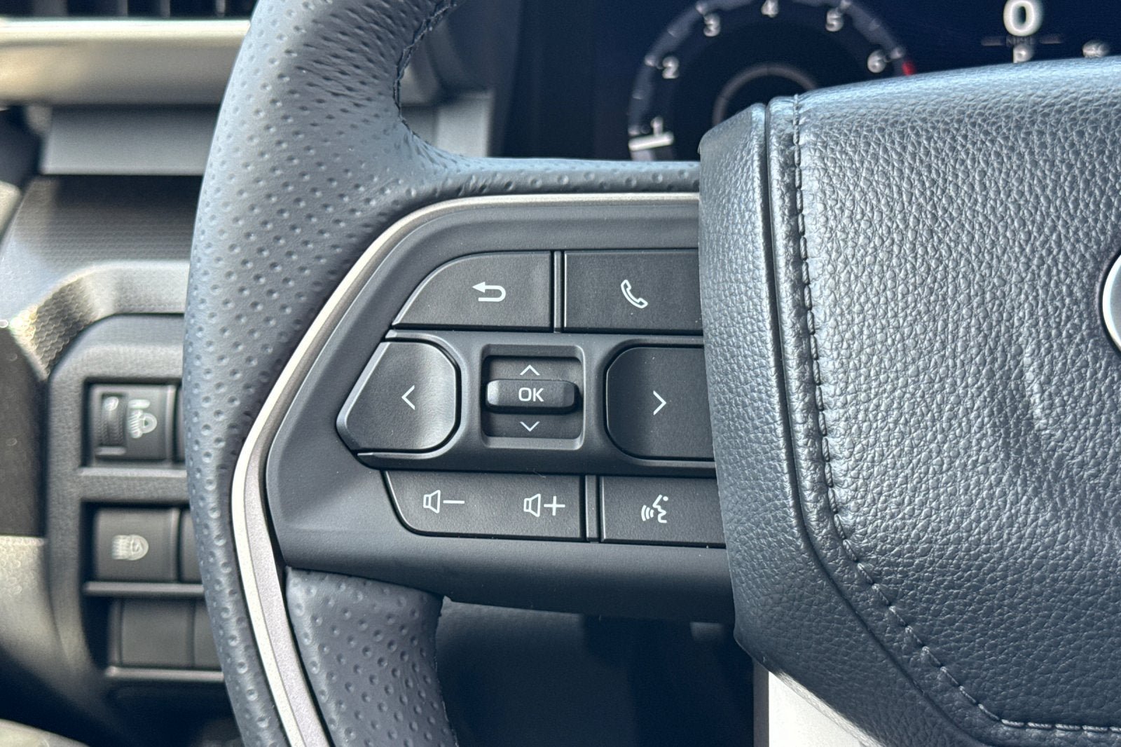 New 2026 Toyota 4Runner Limited AWD/4WD image 27