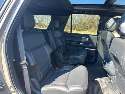 New 2026 Ford Expedition Tremor image 24
