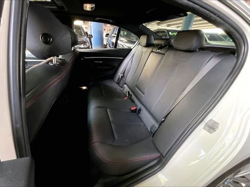 Used 2017 BMW 330i Sedan image 19