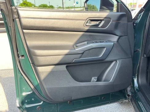 Used 2024 Nissan Pathfinder Rock Creek AWD/4WD image 31