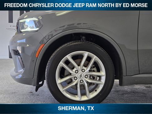 Used 2025 Dodge Durango GT AWD/4WD image 6