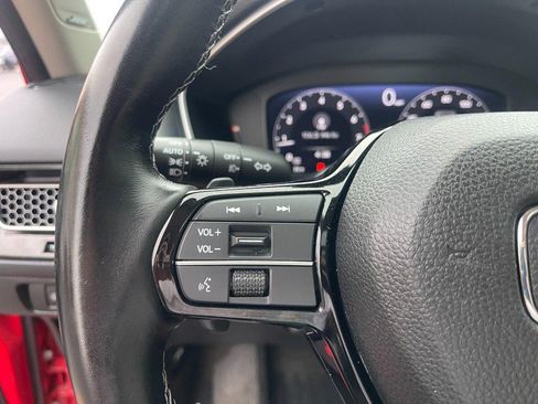 Used 2022 Honda Civic Touring image 21