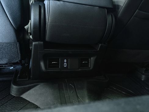 New 2026 Chevrolet Silverado 1500 Custom w/ LPO, Dark Essentials Package AWD/4WD image 32