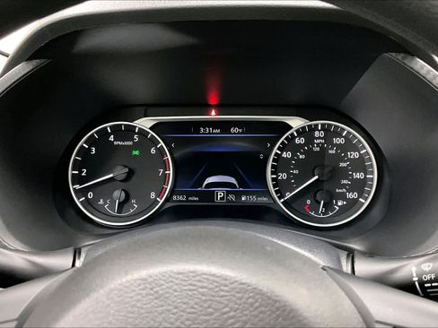 Used 2025 Nissan Sentra SV image 24