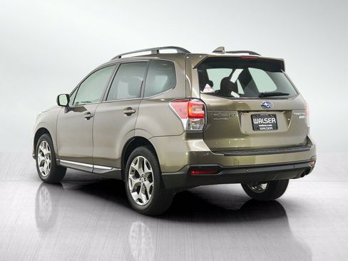 Used 2017 Subaru Forester 2.5i Touring AWD/4WD image 3