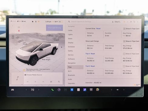 Used 2024 Tesla Cybertruck AWD Crew Cab image 21