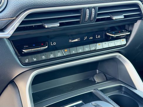 New 2026 MAZDA CX-90 3.3 Turbo w/ Preferred Package image 36