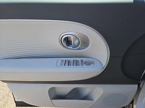 New 2026 Hyundai Ioniq 9 SEL image 11