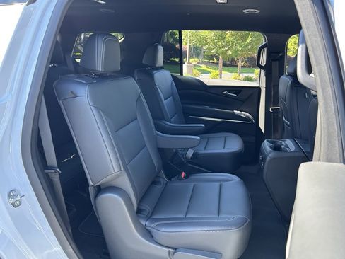 New 2026 Chevrolet Traverse LT image 44