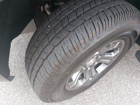 Used 2015 Chevrolet Tahoe LT AWD/4WD image 34