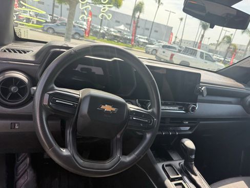 Used 2023 Chevrolet Colorado W/T image 8