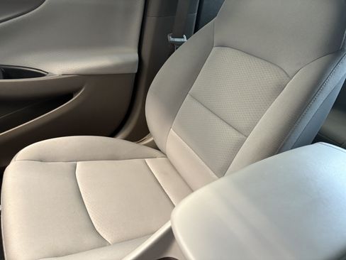 Used 2020 Chevrolet Malibu LS FWD image 17