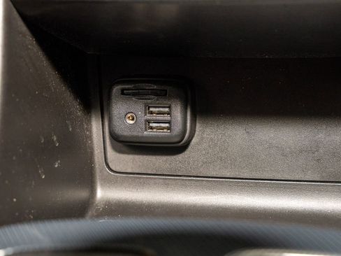 Used 2019 Chevrolet Colorado Z71 image 15