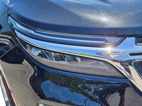 Used 2024 Chevrolet Equinox LT AWD/4WD image 4