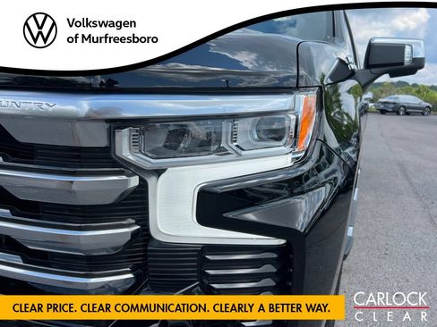 Used 2025 Chevrolet Silverado 1500 High Country w/ Z71 Off-Road Package AWD/4WD image 11