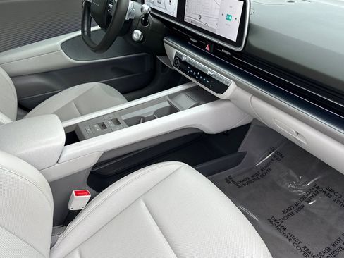 Used 2024 Hyundai Ioniq 6 SEL image 16