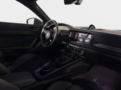 Used 2025 Porsche 911 GT3 RWD image 26