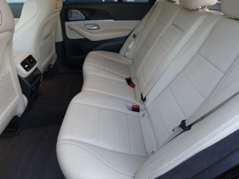 Used 2020 Mercedes-Benz GLE 350 w/ Premium Package image 19