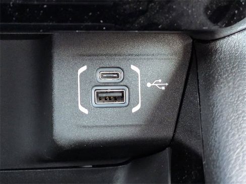 New 2026 Jeep Compass Latitude image 21