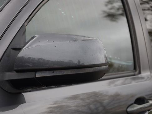 Used 2020 Toyota Tacoma SR w/ SR Convenience Package image 17