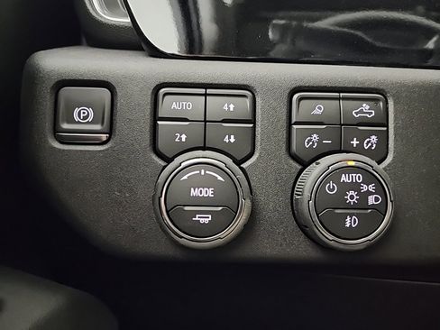 New 2026 Chevrolet Silverado 1500 LTZ image 33