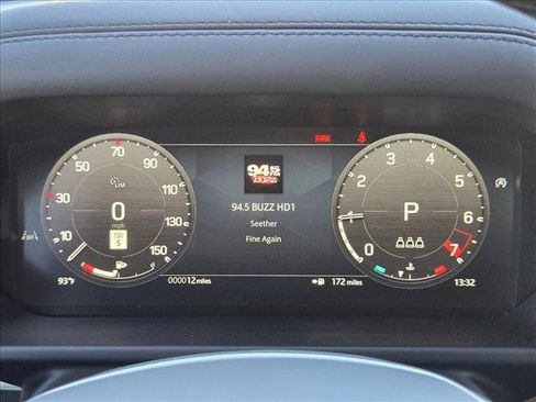 New 2026 Land Rover Defender 110 X-Dynamic SE image 11