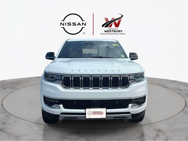 Used 2024 Jeep Wagoneer Series II AWD/4WD image 2