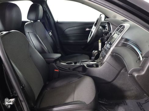 Used 2015 Chevrolet Malibu LT w/ Power Convenience Package FWD image 18