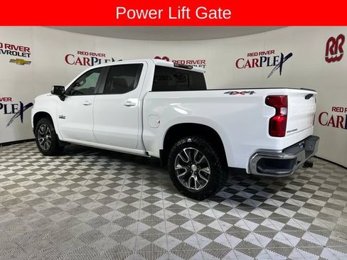 Used 2021 Chevrolet Silverado 1500 LT w/ Convenience Package II AWD/4WD image 6