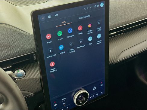 Used 2023 Ford Mustang Mach-E Premium image 19