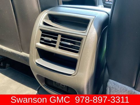 Certified 2024 Cadillac XT5 Premium Luxury AWD/4WD image 31