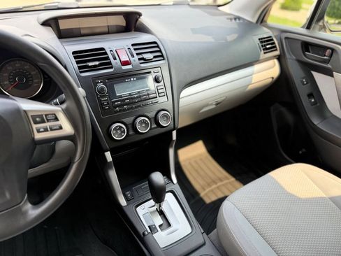 Used 2015 Subaru Forester 2.5i Premium AWD/4WD image 19